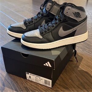 Nike Men's Black and Gray Sneakers